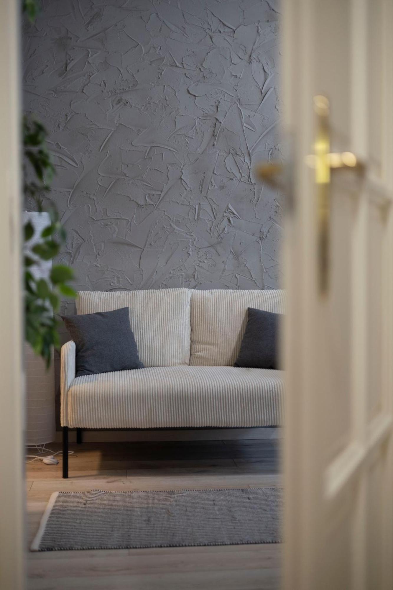Hidden Gem With Terrace On The Andrassy Fashion Road Budapeste Exterior foto