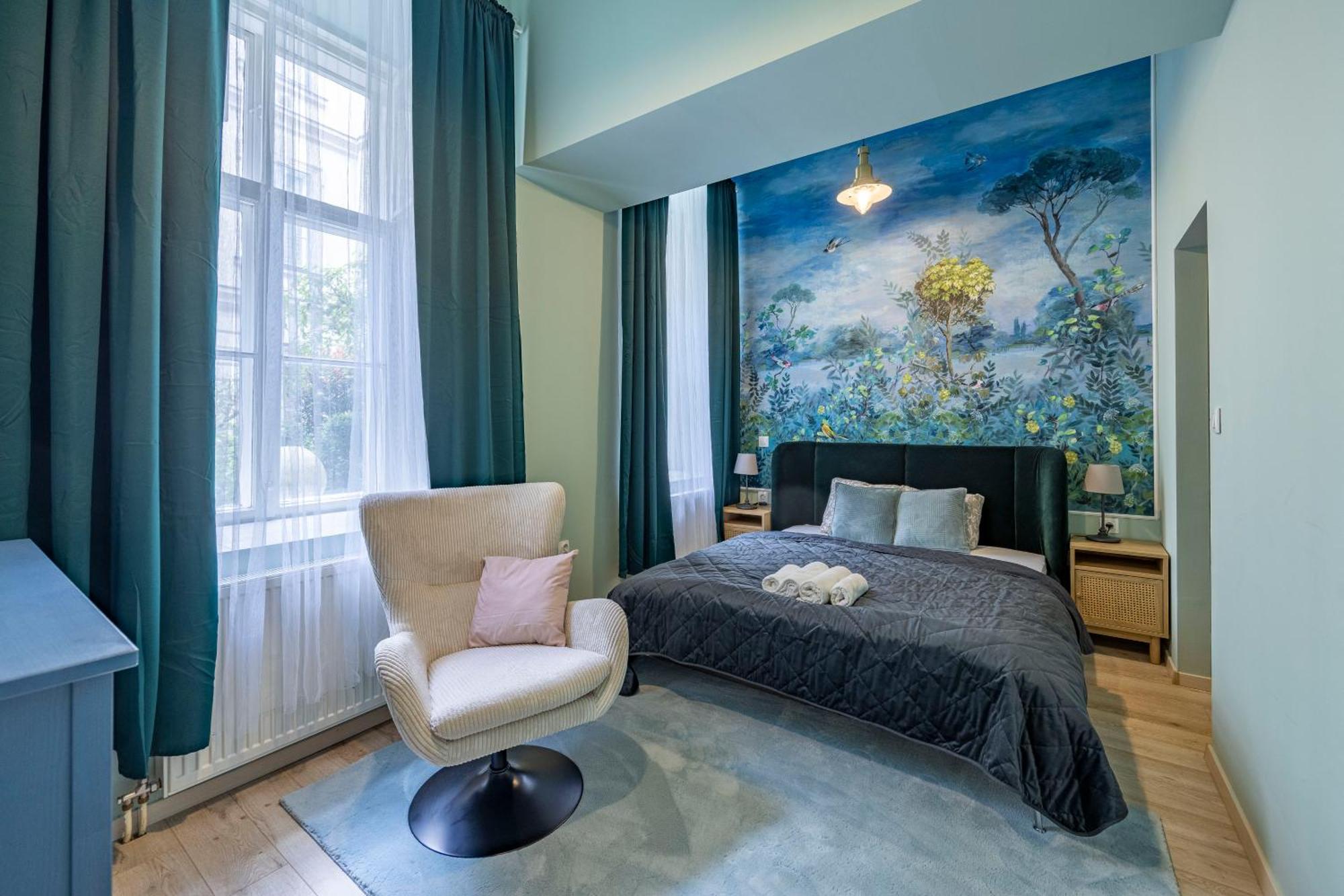 Hidden Gem With Terrace On The Andrassy Fashion Road Budapeste Exterior foto