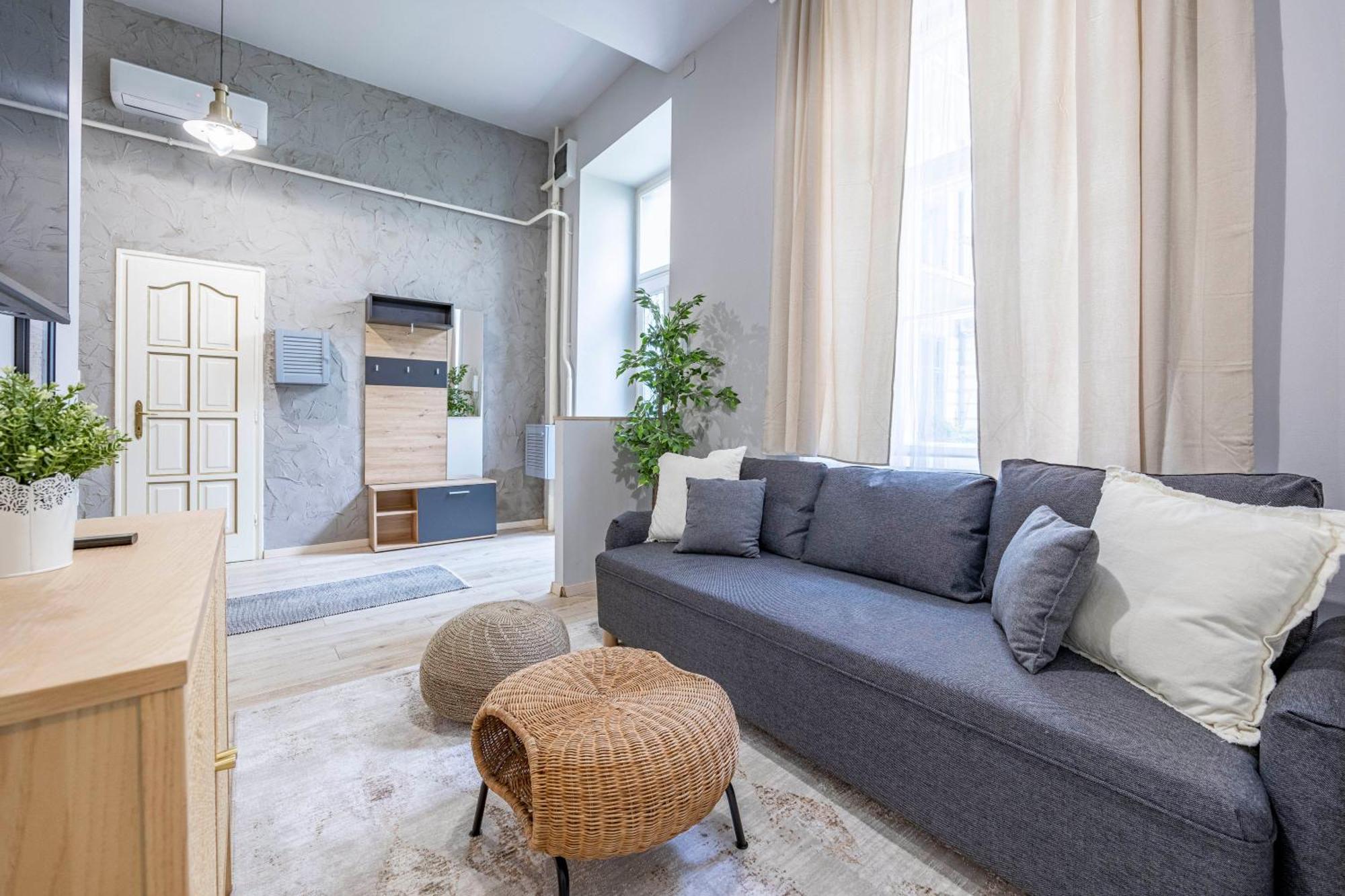 Hidden Gem With Terrace On The Andrassy Fashion Road Budapeste Exterior foto